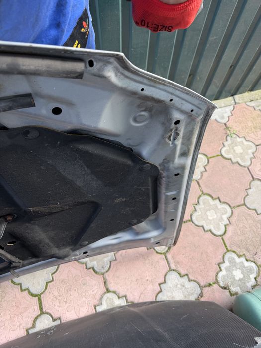 Mitsubishi Outlander 1 turbo капот