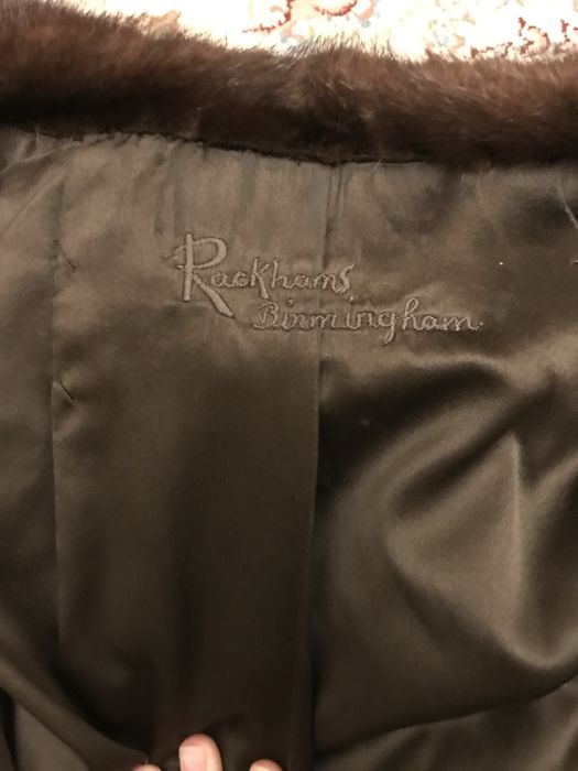 Норкова шуба  коричнева