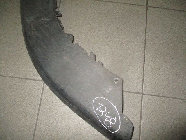 Spoiler do pára-choques frente VOLKSWAGEN Golf V (1K1)