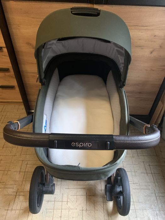 Коляска espiro miloo + автокрісло espiro pi