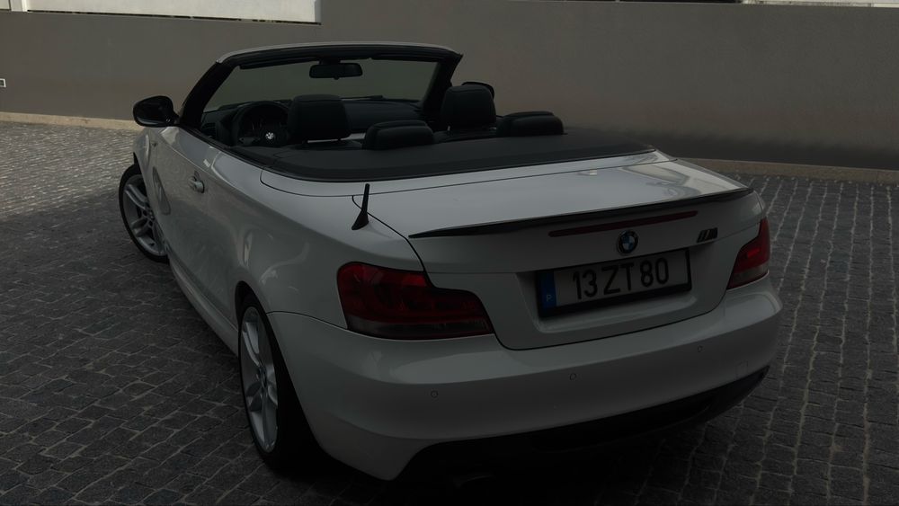 BMW SERIE 1 ano 2013