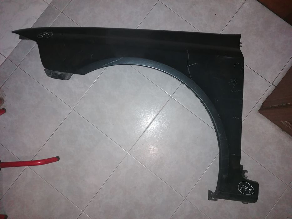 pára-lamas frente lateral esquerda renault laguna 2 de 1.9dci