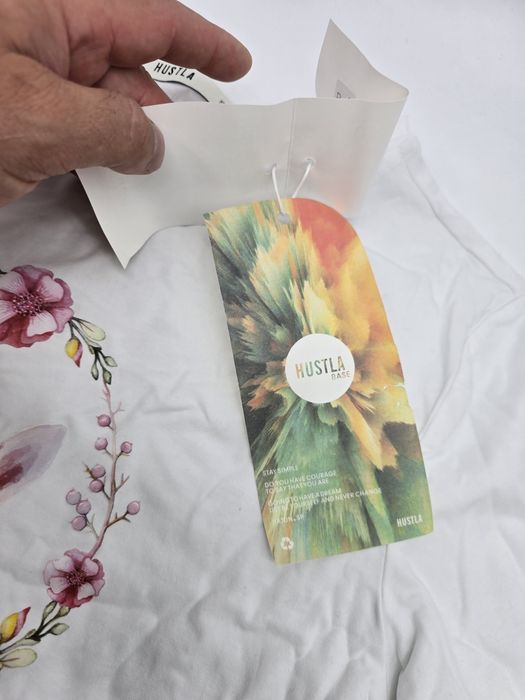 T-shirt nova Tamanho S-M