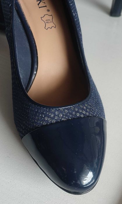 Lasocki granatowe czółenka 37 dł wkładki 23,5