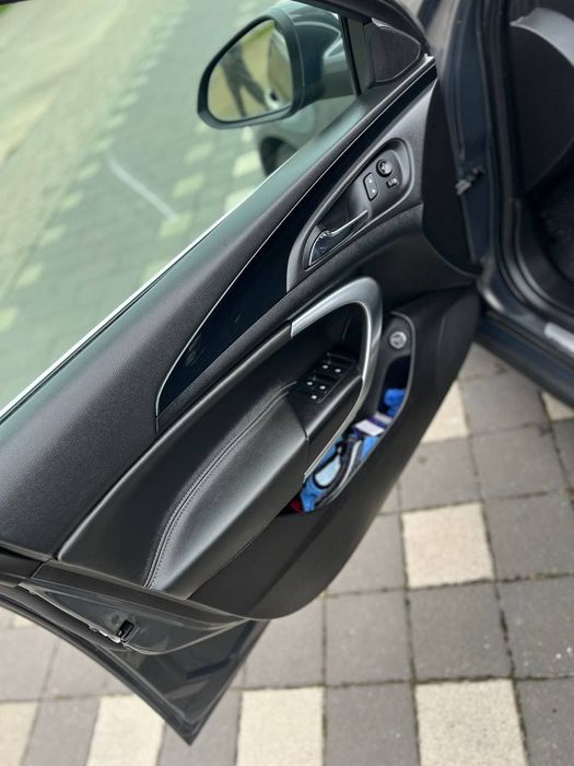 Opel Insignia 2015 2.0tdti 173hp