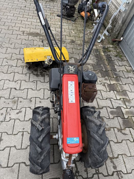 glebogrezarka z zamiatarką  antonio carraro