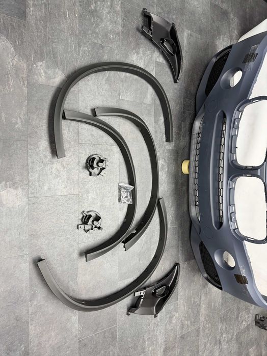 Комплект обвісів M Sport Paket на BMW X5 F15 2013-2018 року Ф15