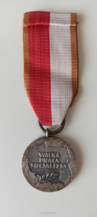 Medal 40-Lecia PRL z wstęgą orderową