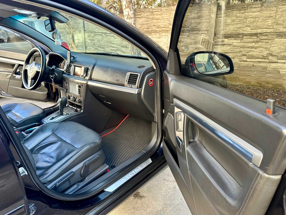 Opel Vectra C 2.2 АКПП