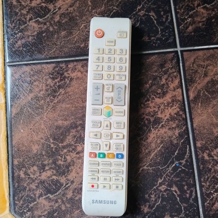 Самсунг UE-22F5410