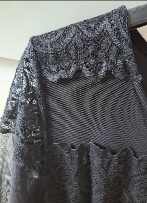 Vestido preto renda s