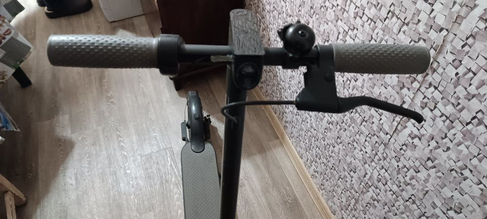 Електросамокат Xiaomi