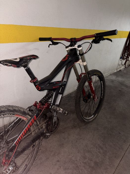 Bicicleta Downhill Scott Gambler