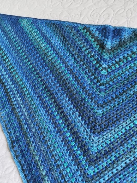Chusta Handmade na szydełku wełna 70%