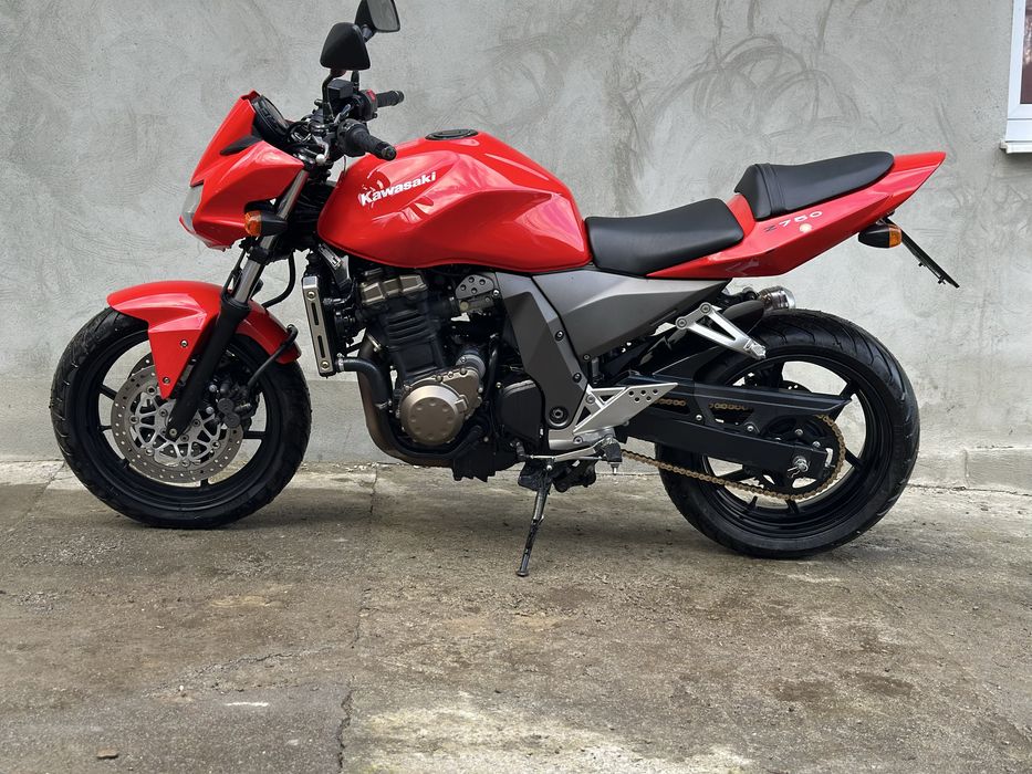 Продається Kawasaki ZR 750