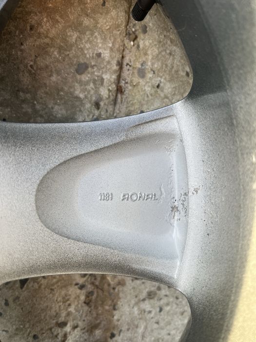 Титани разом із хорошою резиною R18 -5x120 -ціна  вказана за всі -4