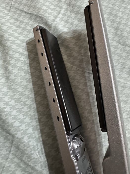 Випрямляч для волосся Babyliss PRO