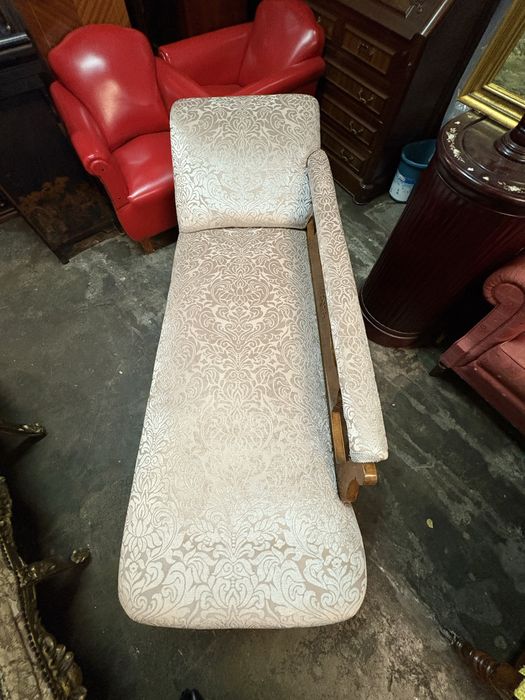 Chaise Long estofado
