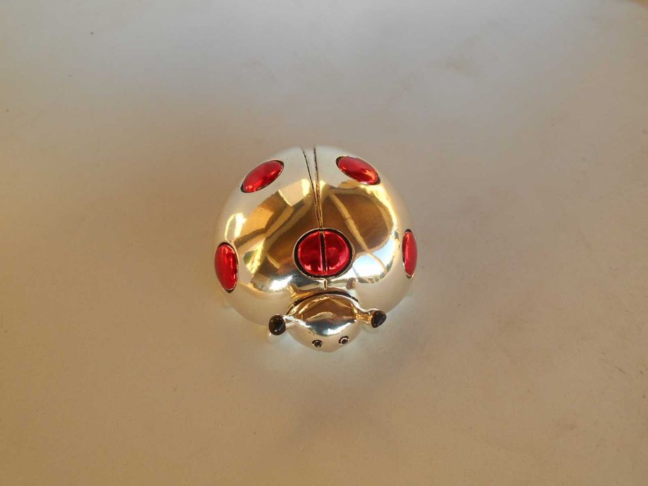 Joaninha de Prata ( Pesa papeis de 223 gr.)