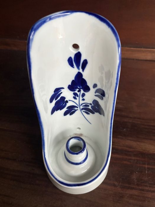 Loiça de Viana: Castiçal de Parede