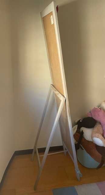 Espelho de pé, decorado