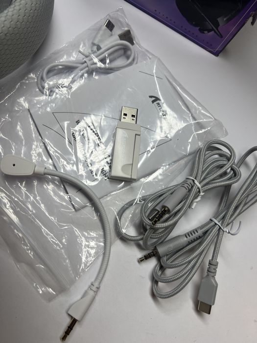 наушники марки Attack Shark, модель L90.