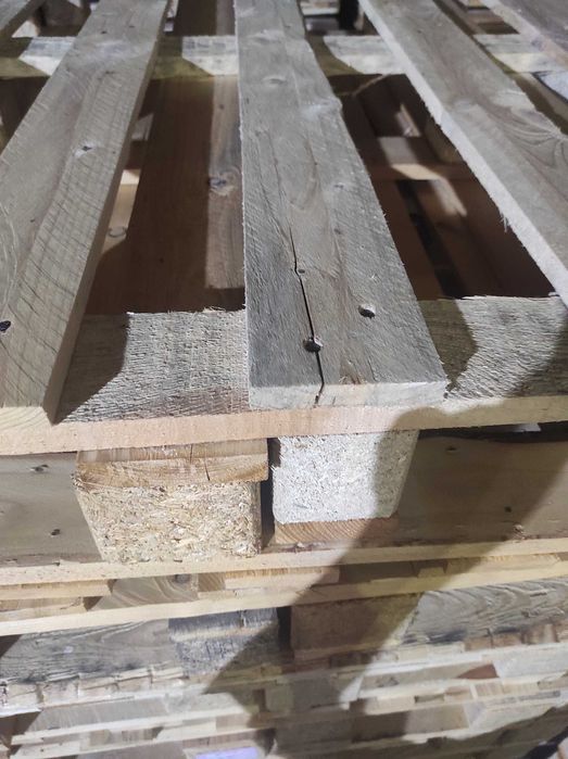 Палети  деревяні    в гарному стані