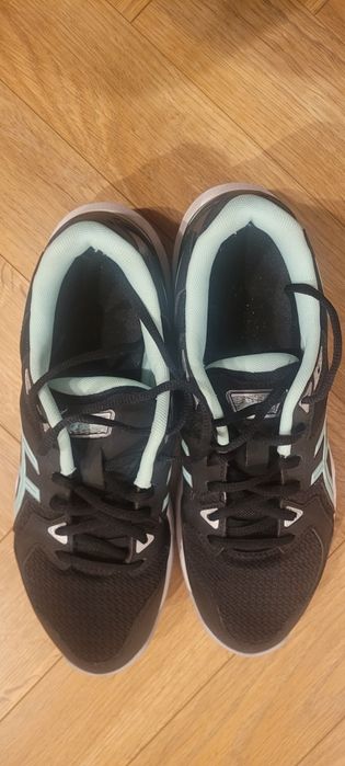 Buty do squasha damskie