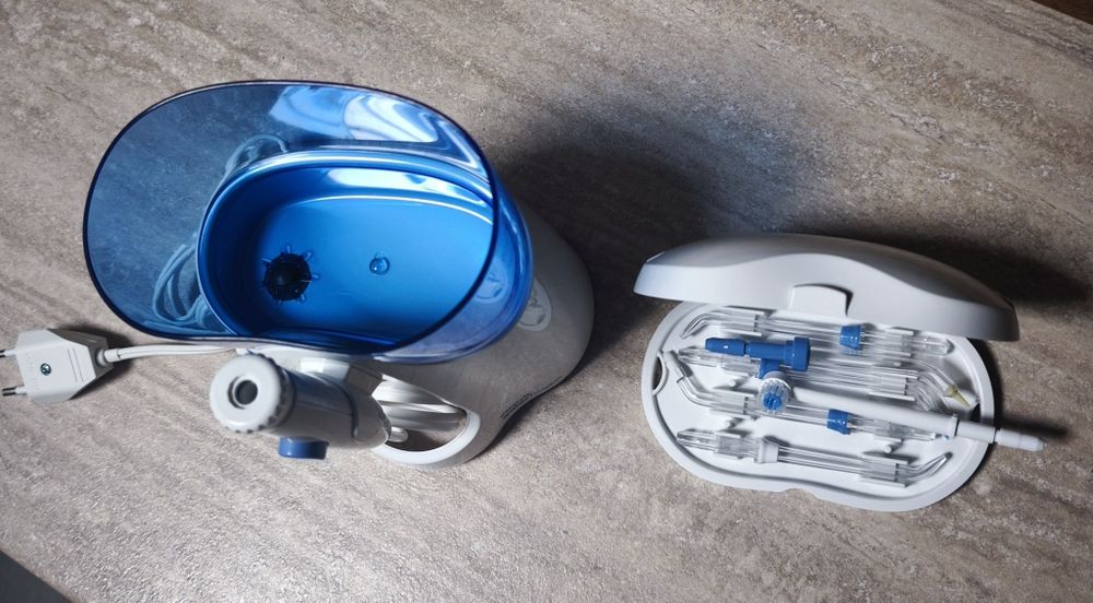 Іригатор, зубна щітка для ротової порожнини Waterpik Water Flosser