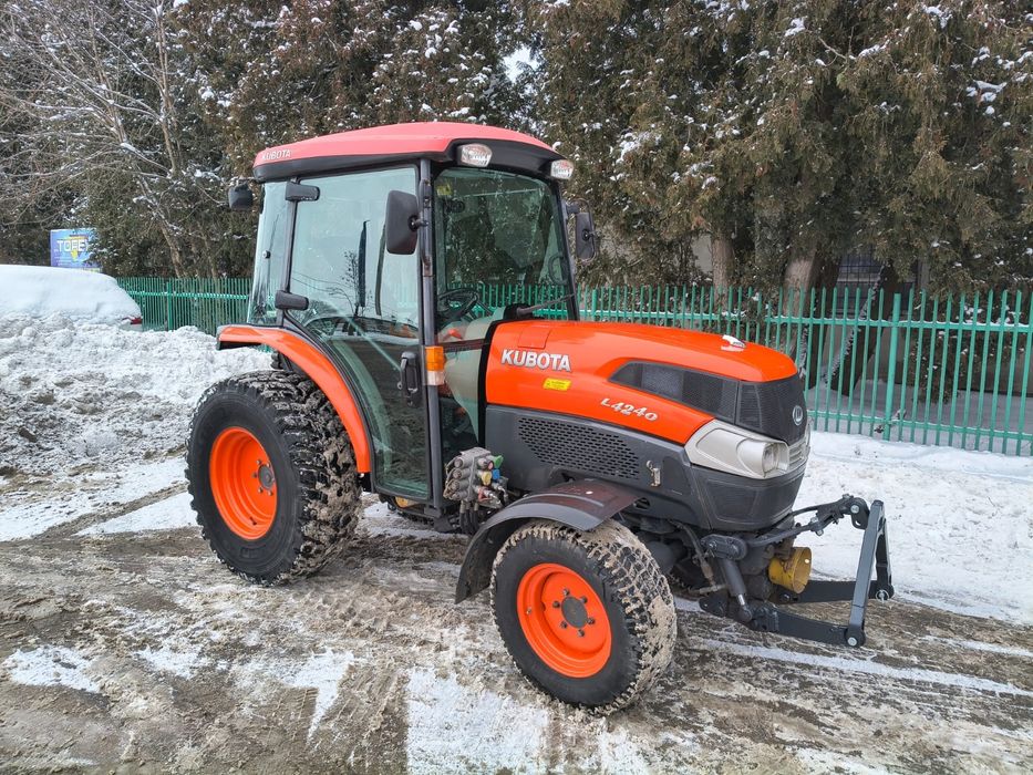 Kubota L4240 tuz wom klima 4x4 traktor ciągnik sadowniczy traktor