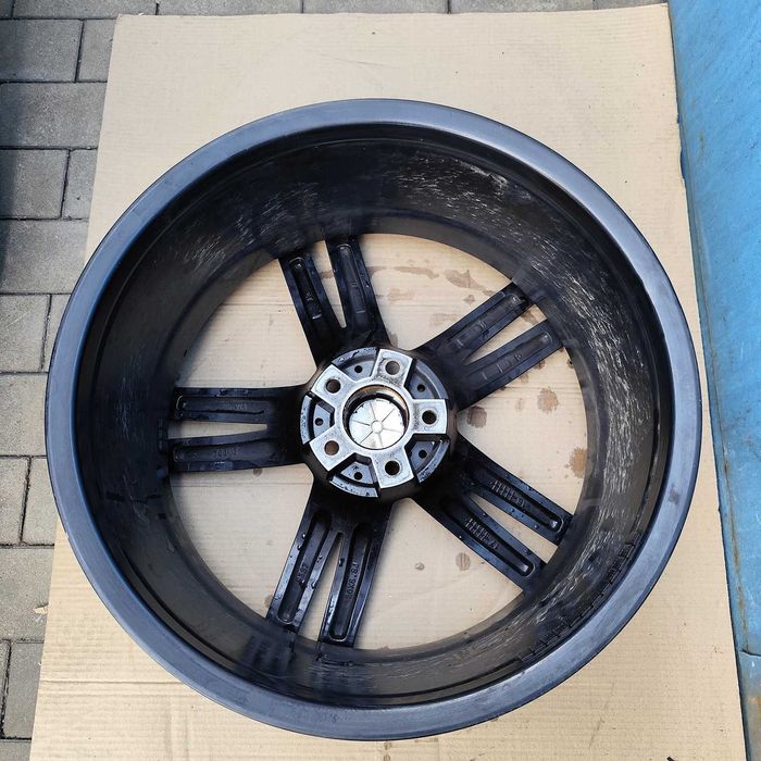 Диски R20 8.5J 10J BMW 6 G32 7 G11 G12 стиль 648М