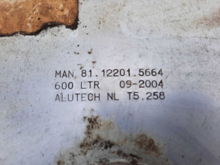 Zbiornik bak paliwa 811.22015.664 600l  Man TGA