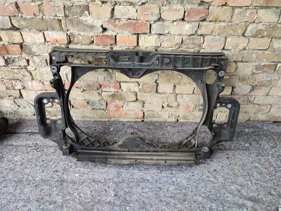 Телевізор радіаторів Ауді А6 С6 оригінал телевізор Audi A6 C6 установ