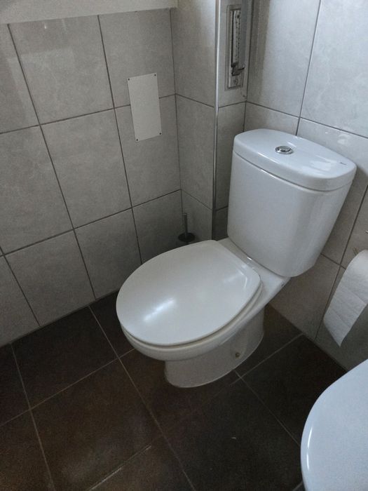 Material  de W.C. em bom estado e barato