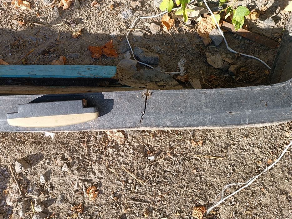 Продам бампери перід/зад ауді 80 б2