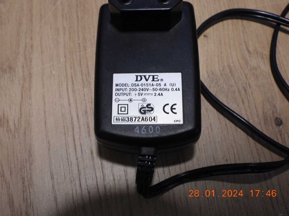ZASILACZ DVE 5V 2.4A DSA-0151A-05 5.5/2.5