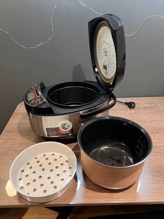 Мультиварка Redmond RMK-M451