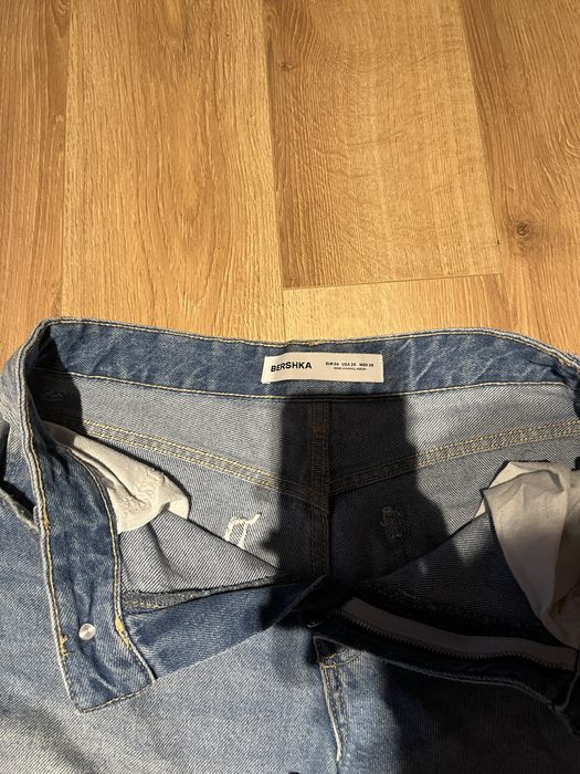 Niebieskie baggy shorty bershka krotkie spodenki