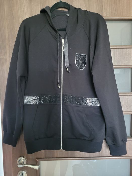 Dres  czarny sportowy