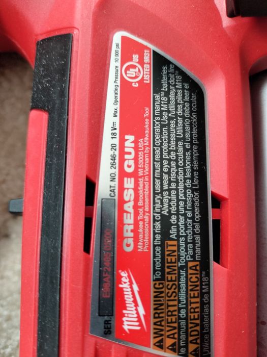 Шприц для мастила Milwaukee 2646-20 комплект