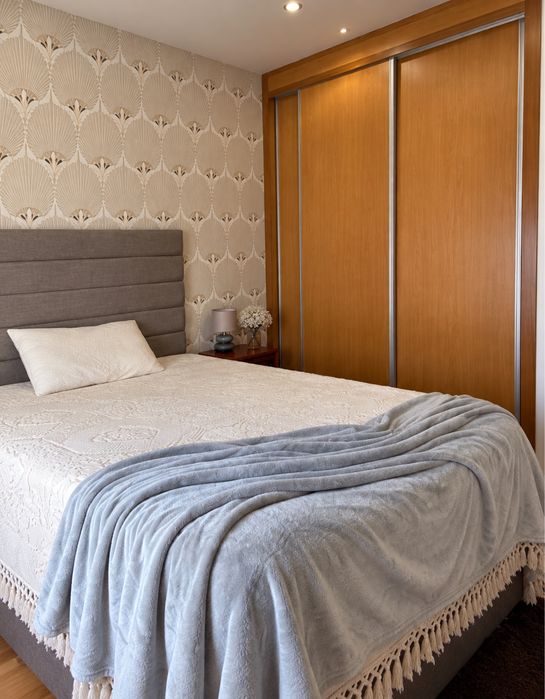 Cama com colchão incluido