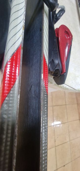 Skis ROSSIGNOL, bastoes e saco