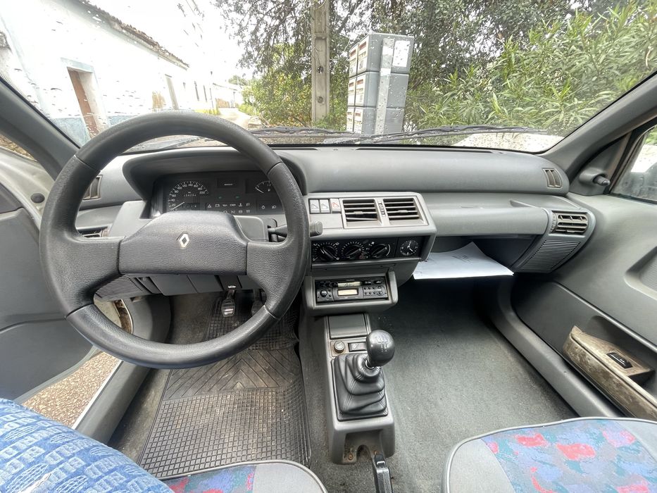 renault clio 1.9d comercial