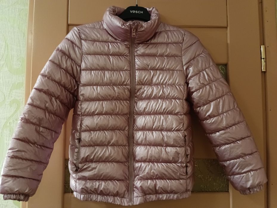 Продам куртку фирмы Zara