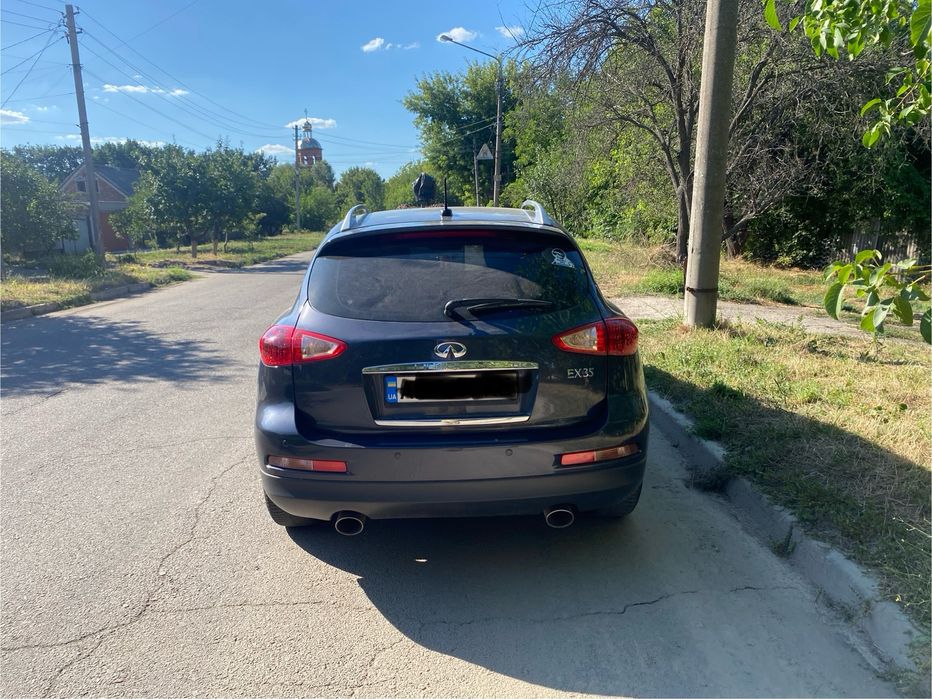 Продам Infiniti EX35