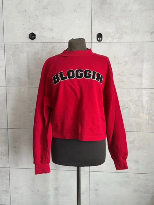 Krótka bluza z napisem bloggin’