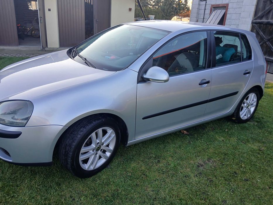 Sprzedam volkswagen golf 5