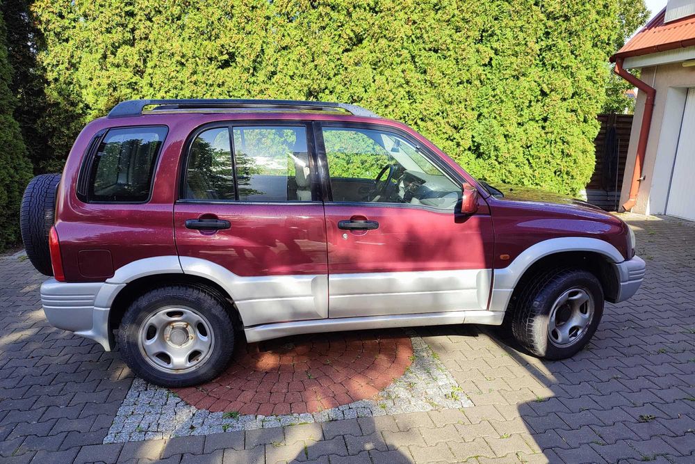 Suzuki Grand Vitara 2.5-V6