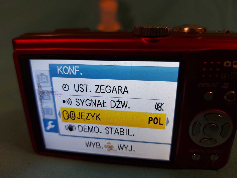 Bordowy Panasonic Lumix TZ10. GPS, świetna optyka