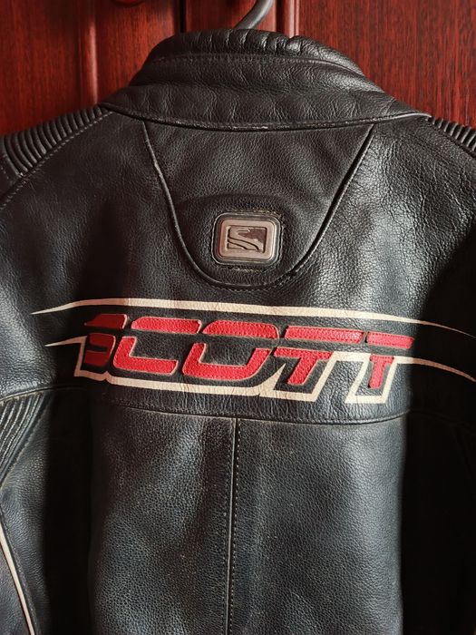 Мото куртка розмір L